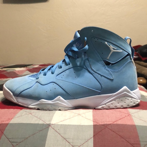 Retro 7 - Picture 1 of 4